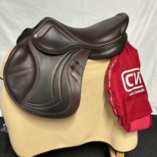 17-1/2 CWD 2Gs Mademoiselle hunt saddle